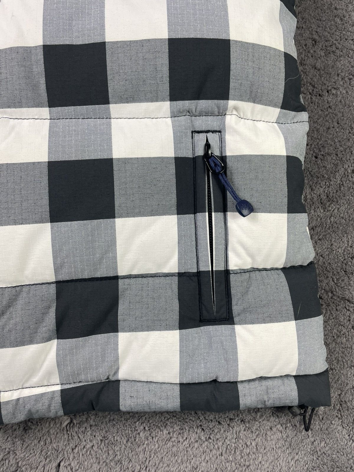 Stussy Stussy Checkered Down Puffer Vest – Size M Size US M / EU 48-50 / 2 - 6 Thumbnail