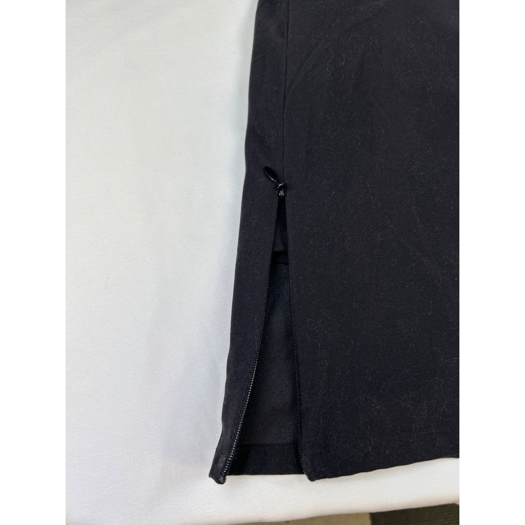 Patagonia Patagonia womens black skort with side zippers size 12 SKU 6 Size 34" / US 12 / IT 48 - 7 Thumbnail
