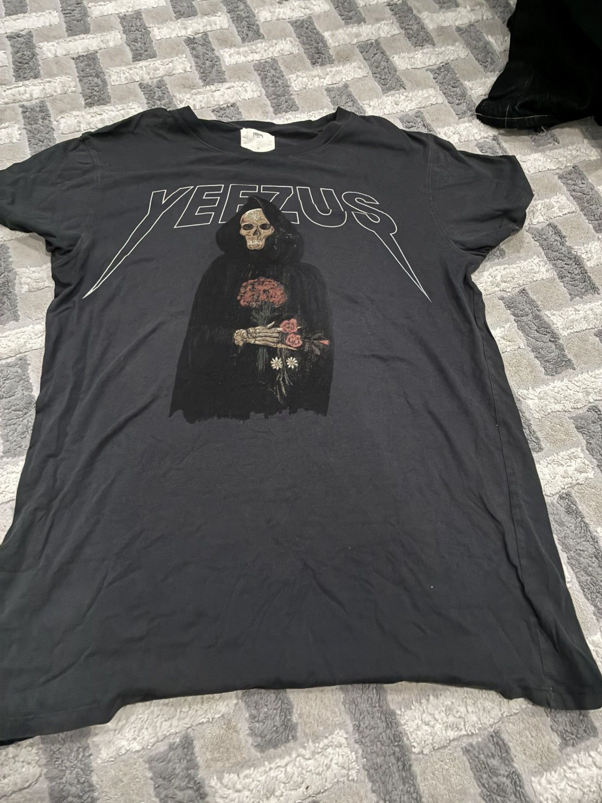 Kanye West Kanye West Yeezus Tour Grim Reaper Distressed T-Shirt Size US L / EU 52-54 / 3 - 1 Thumbnail