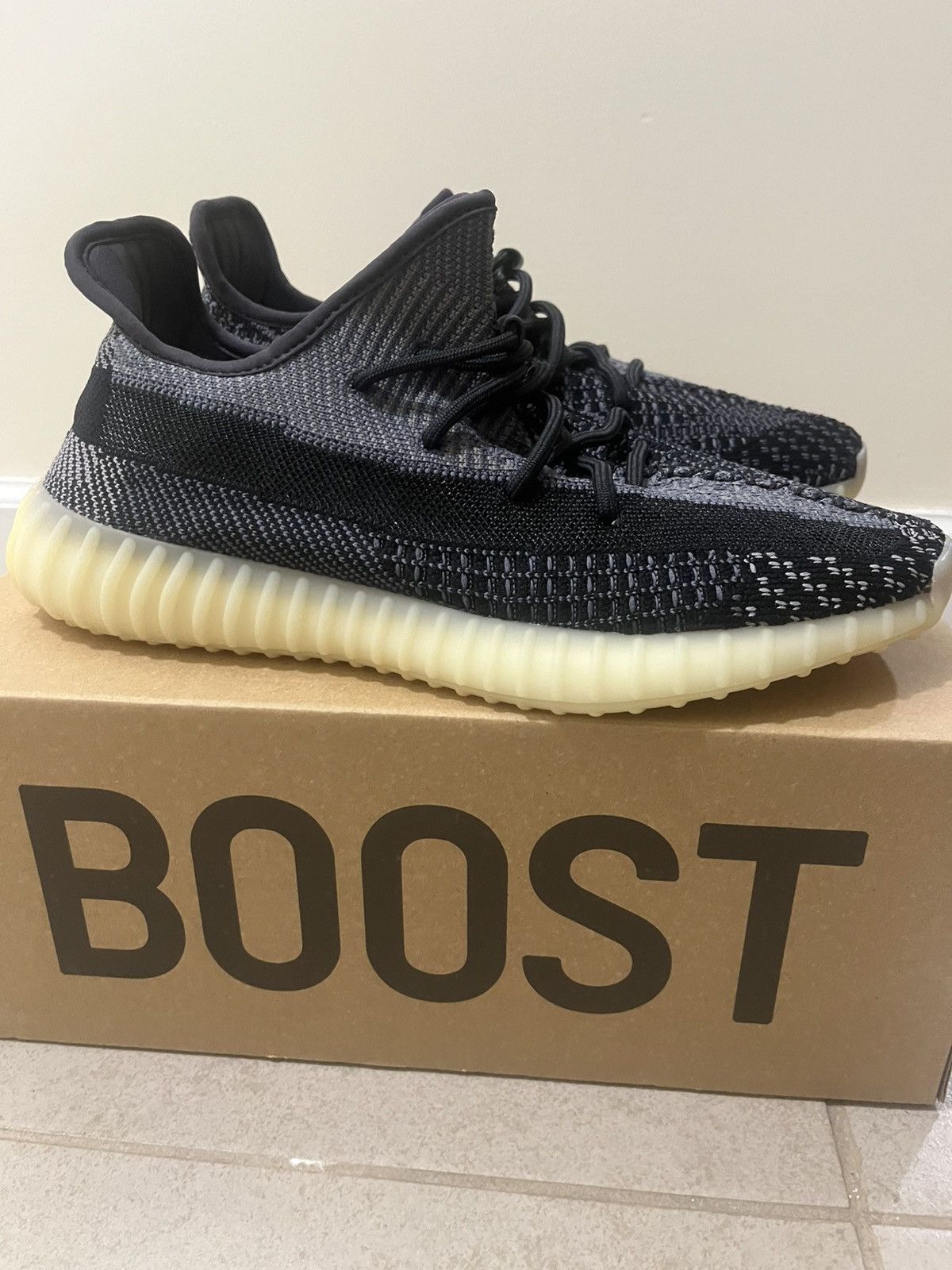 Adidas × Kanye West Adidas Yeezy Boost 350 V2 “Carbon” Sz 10.5us Size US 10.5 / EU 43-44 - 1 Thumbnail