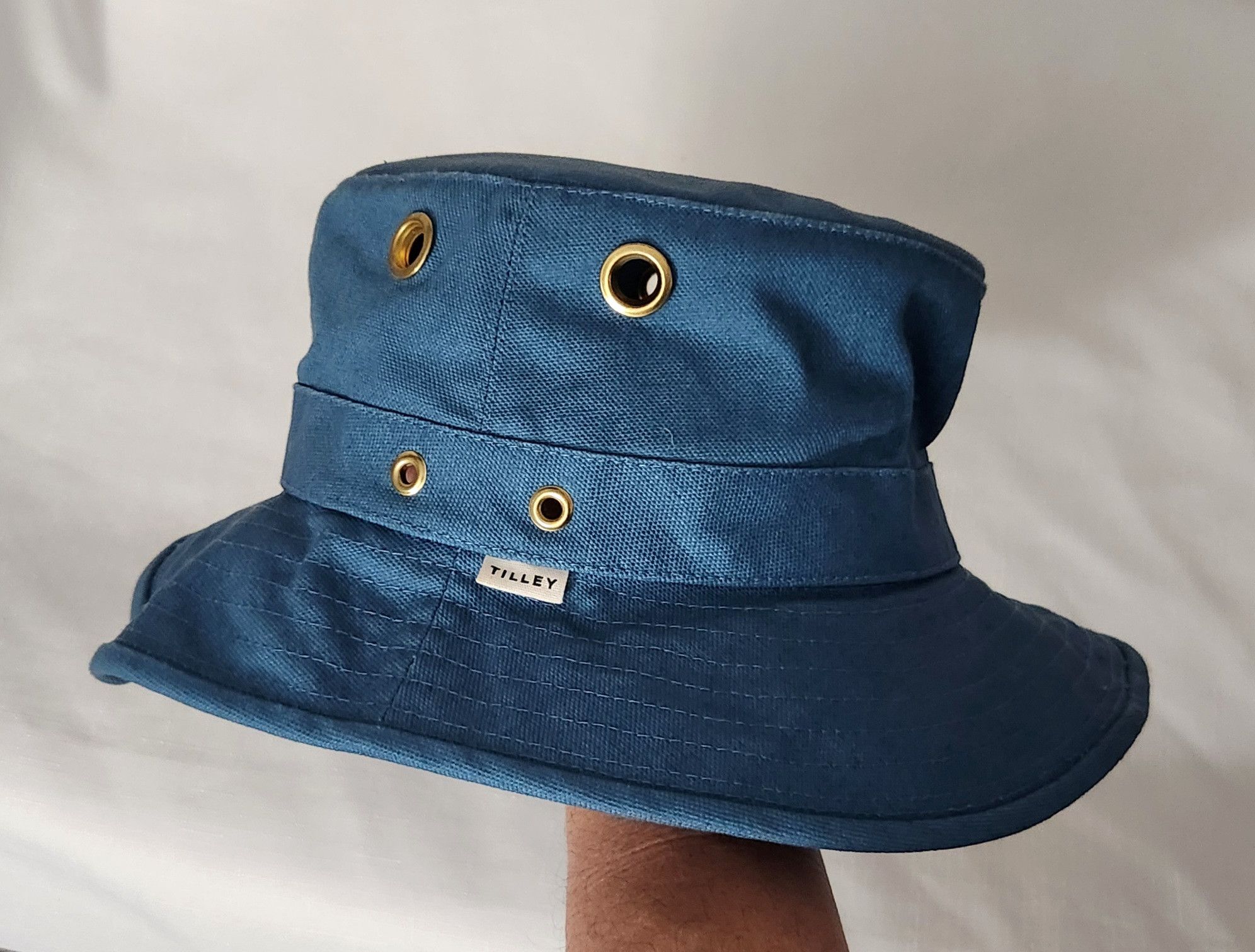 Tilley Tilley Bucket Hat Heritage Size 7 7/8 XXL Unisex Vented Size ONE SIZE - 2 Thumbnail