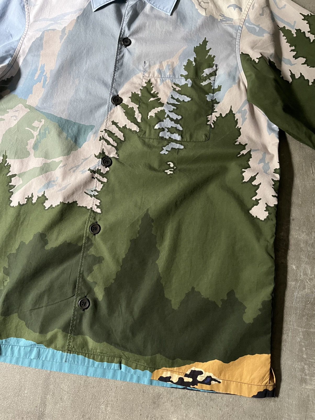 Prada Prada S/S 17 Landscape Mountain button up shirt Size US M / EU 48-50 / 2 - 2 Thumbnail