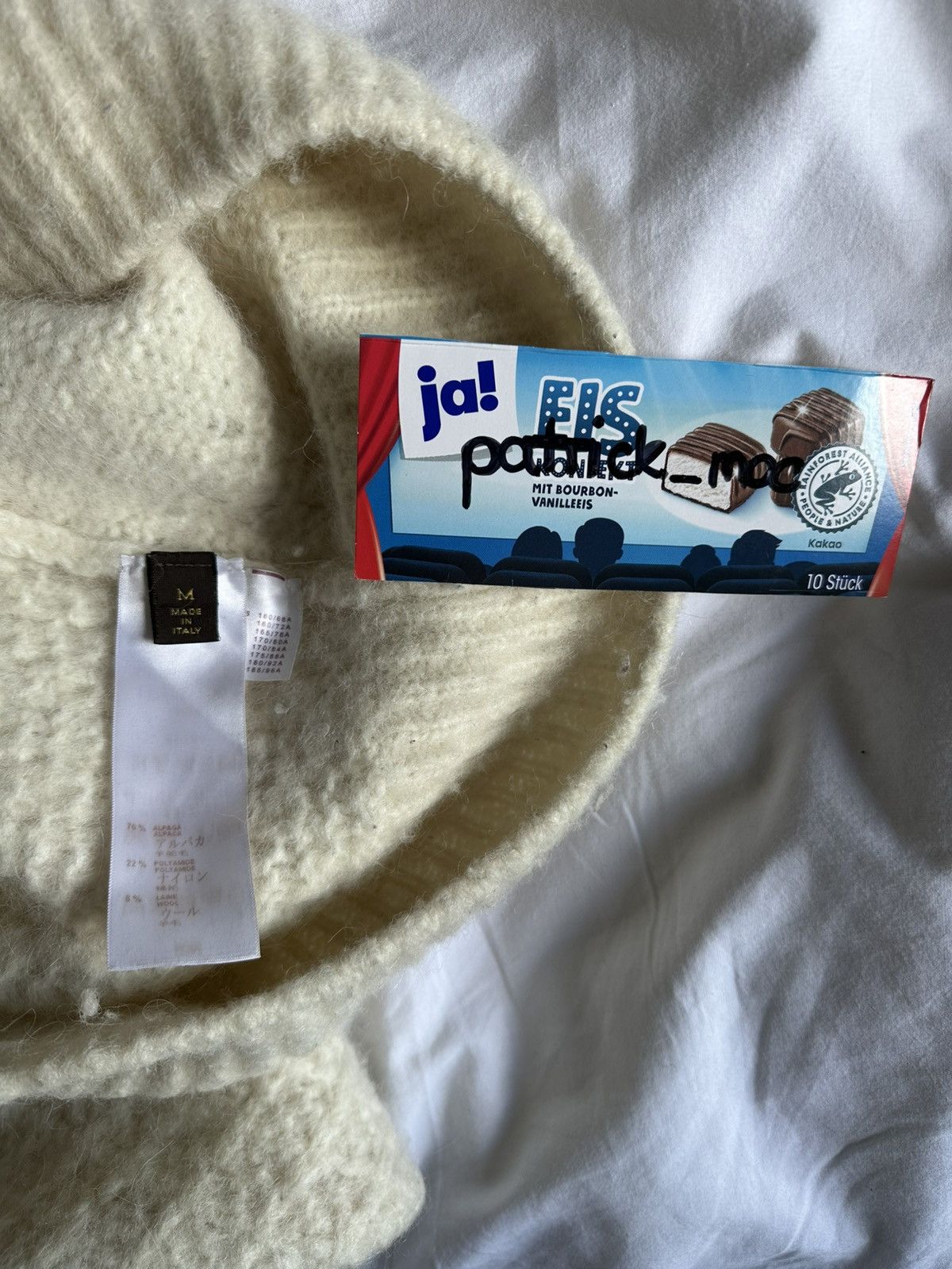 Kim Jones × Louis Vuitton Louis Vuitton (Kim Jones) Alpaca Monkey sweater Size US M / EU 48-50 / 2 - 5 Thumbnail