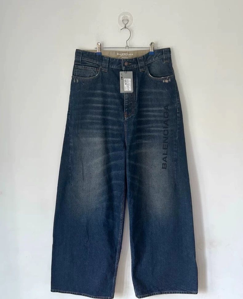 Balenciaga Balenciaga size M Embroidered Letter Baggy Loose Jeans Size US 27 - 1 Thumbnail