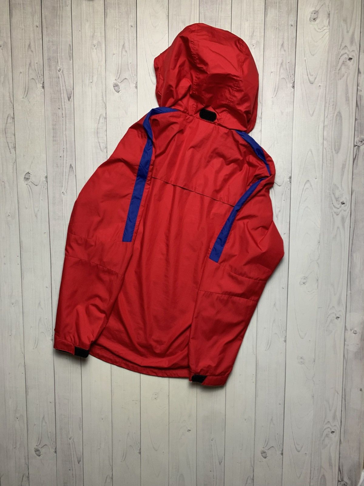 Nike × Vintage Vintage Nike England soccer jacket size S red Size US S / EU 44-46 / 1 - 7 Thumbnail