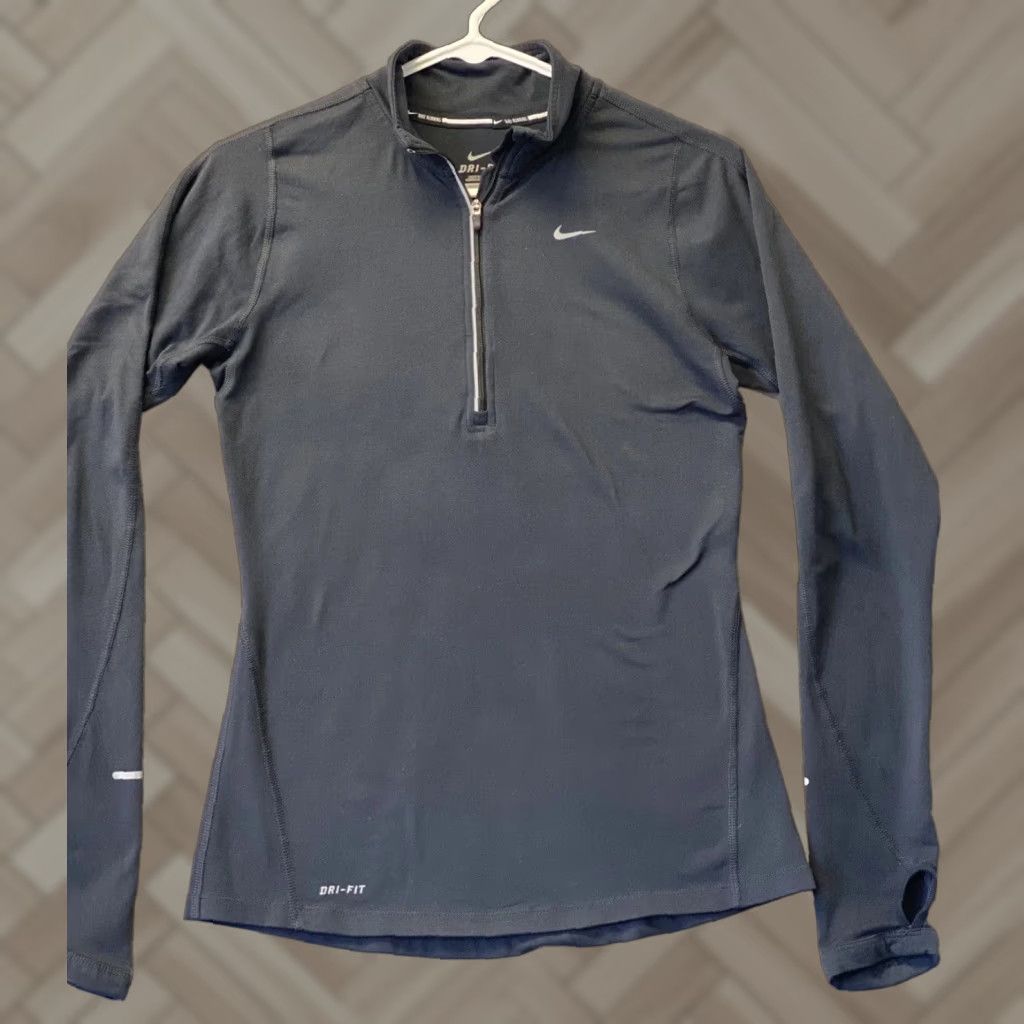 Nike Nike Dri-Fit Shirt Long Sleeve Women's Black Pullover / 101-37 XS Faded Black Long Sleeve Shirt Training Regular Brand Nike Women’s / 10137 Size XS / US 0-2 / IT 36-38 - 1 Thumbnail