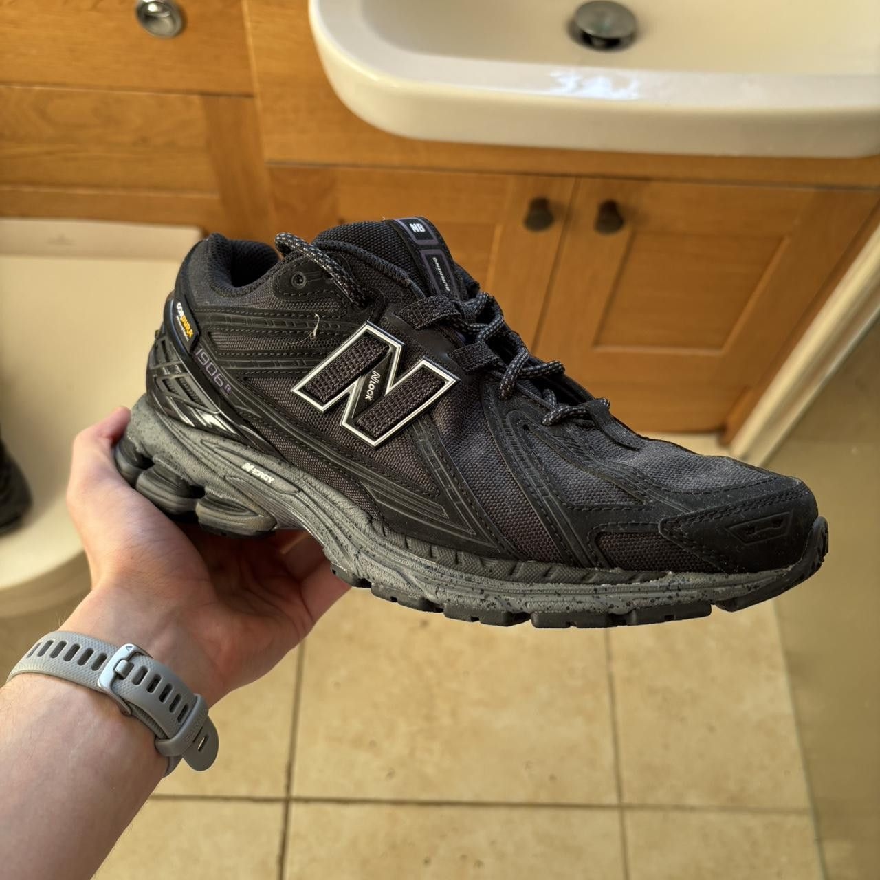 New Balance New Balance 1906r Cordura Size US 8.5 / EU 41-42 - 1 Thumbnail