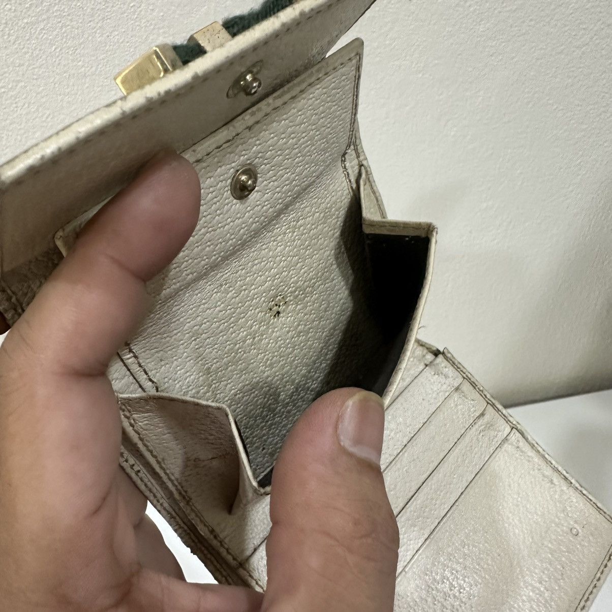 Gucci ‼️LASTDROP‼️ AUTHENTIC GUCCI GG MONOGRAM CANVAS WALLET Size ONE SIZE - 10 Thumbnail