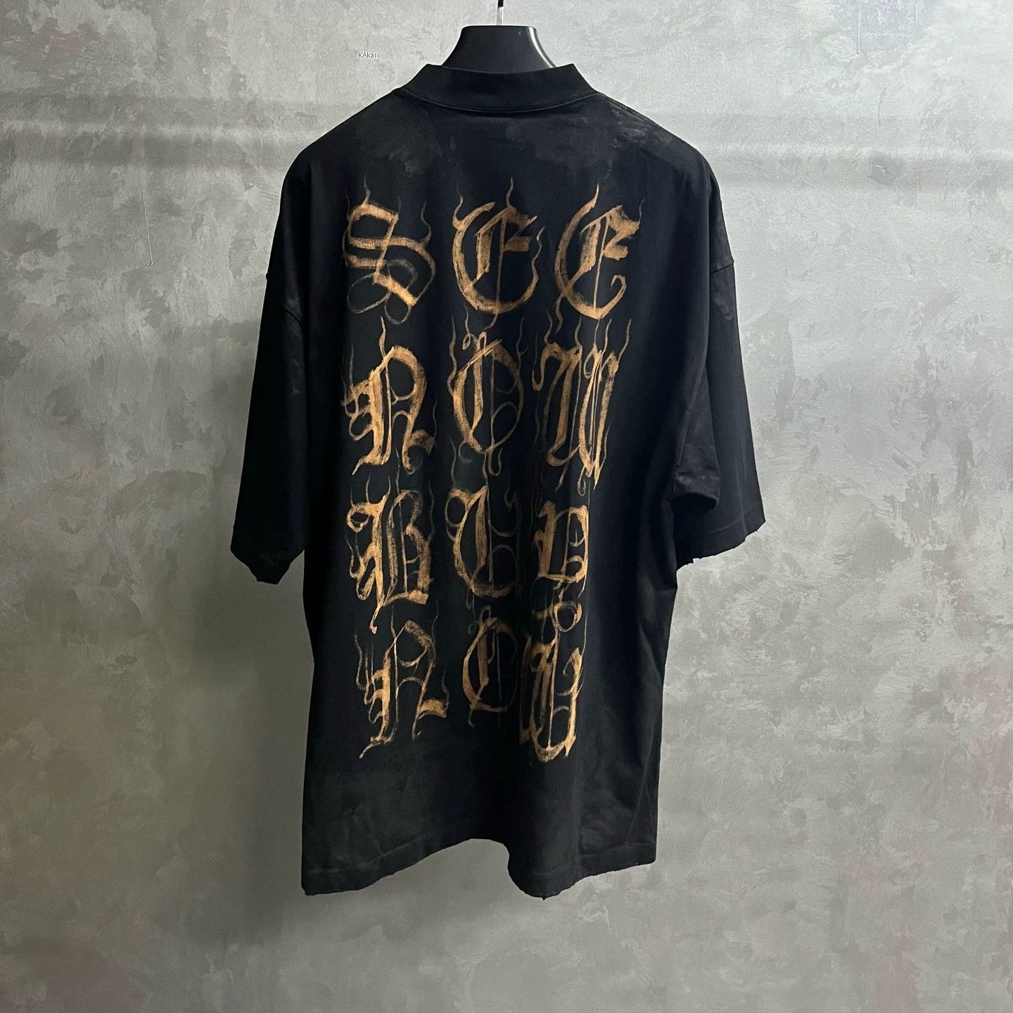 Balenciaga Balenciaga Black Abstract Logo T-Shirt Size US S / EU 44-46 / 1 - 5 Thumbnail