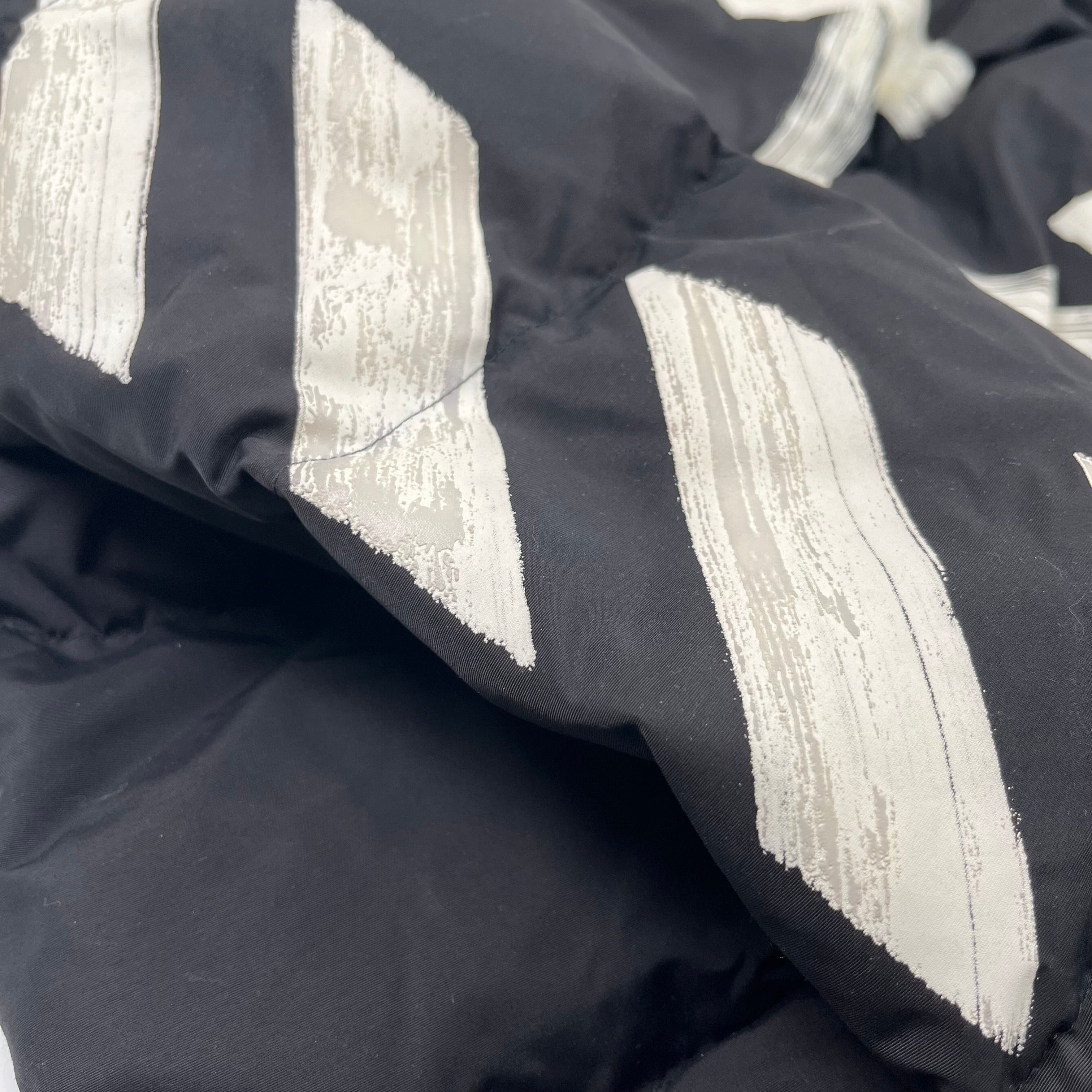 Off-White Off-White Brushed Diagonal Quilted Down Jacket M Size US M / EU 48-50 / 2 - 9 Thumbnail