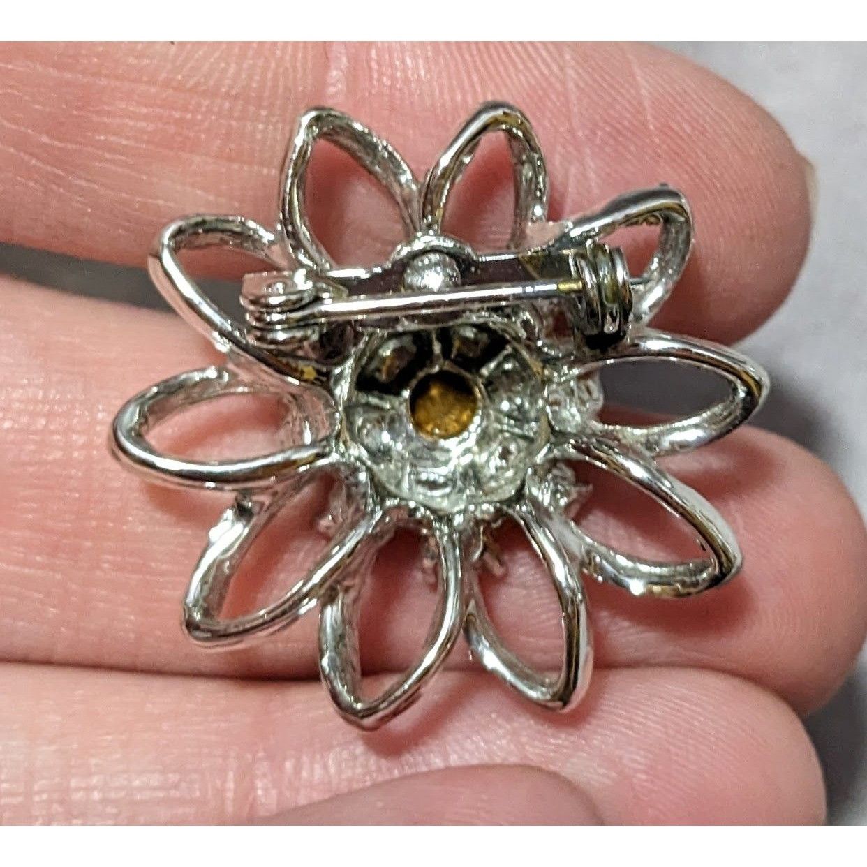 Other Vintage Blue And Silver Star Flower Rhinestone Brooch Size ONE SIZE - 6 Thumbnail