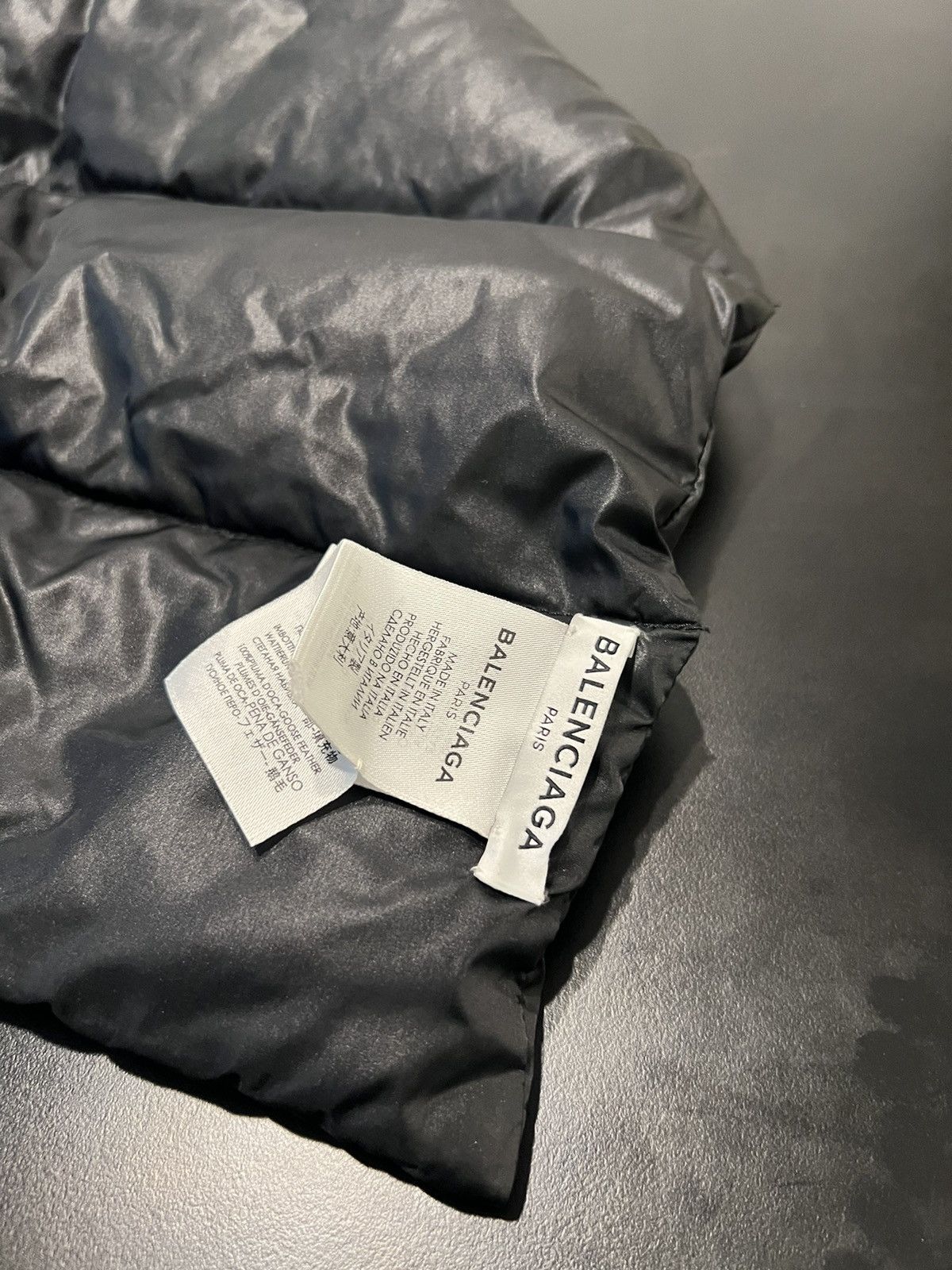 Balenciaga Balenciaga Puffer Scarf Size ONE SIZE - 2 Thumbnail