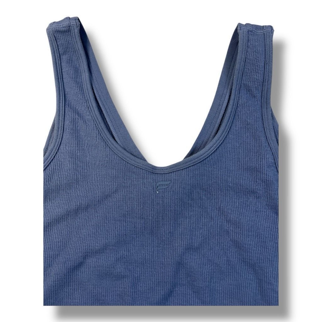 Other Fabletics Blue Cloud Seamless V-Neck Crop Tank Top Size Medi Size M / US 6-8 / IT 42-44 - 3 Thumbnail