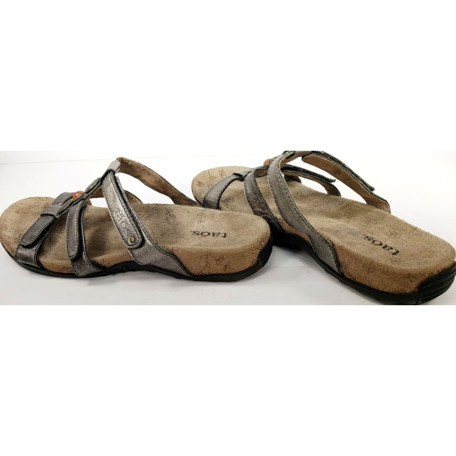 Taos Taos Treasure Women's Sandal Size 7M 37EU Bronze Medallions T-Strap Slide Sandal Size US 7 / IT 37 - 5 Thumbnail
