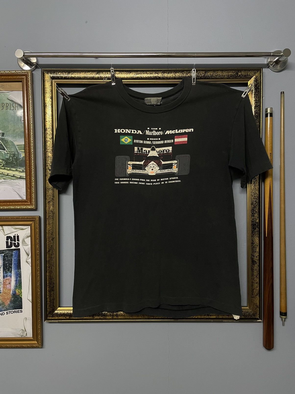 Vintage Vintage 90s Team Marlboro Legend Rider Race Sunfaded Tshirt Size US M / EU 48-50 / 2 - 1 Thumbnail
