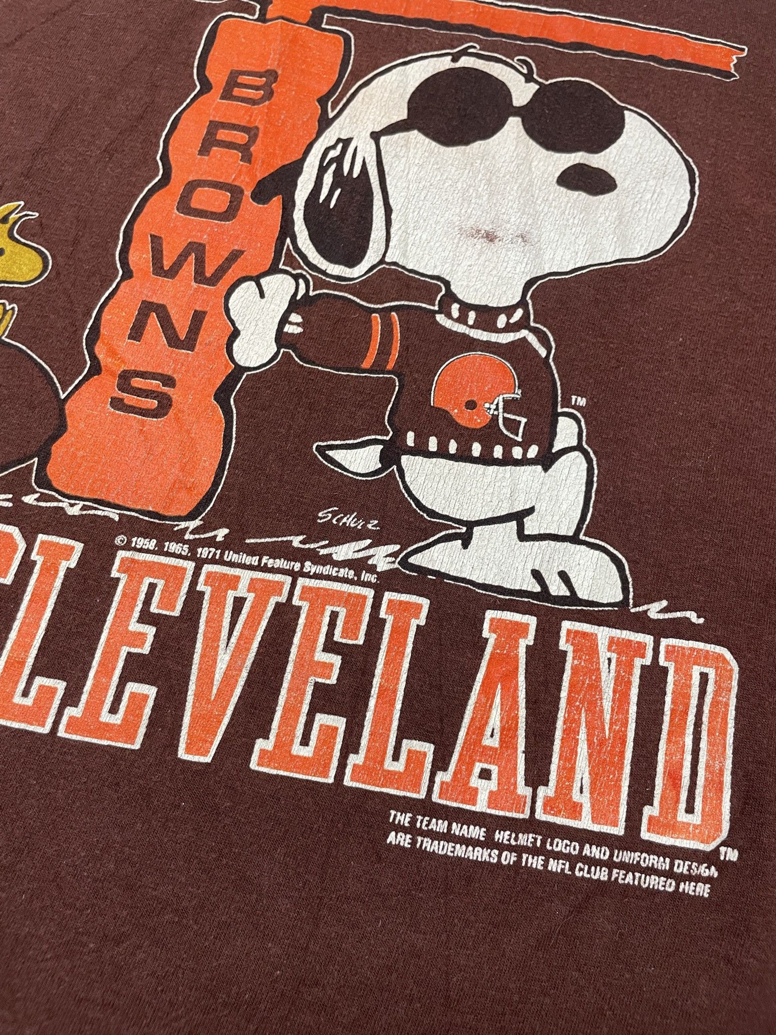 X-LARGE Vintage Cleveland Browns Joe Cleveland Snoopy Jersey T-Shirt Size US XL / EU 56 / 4 - 2 Thumbnail
