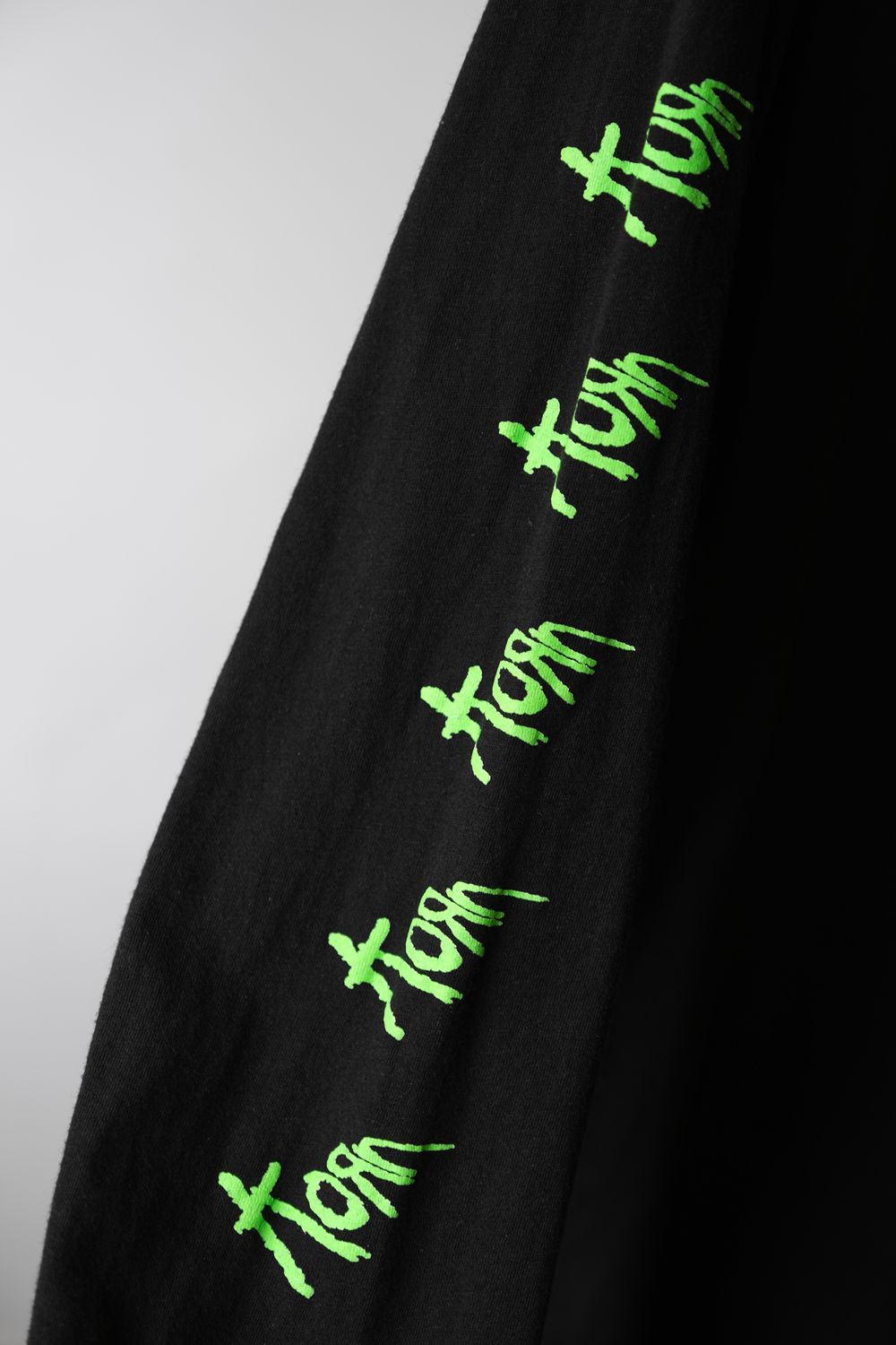 Band Tees KORN Self-Titled Album Print L/S Tee Size US M / EU 48-50 / 2 - 5 Thumbnail