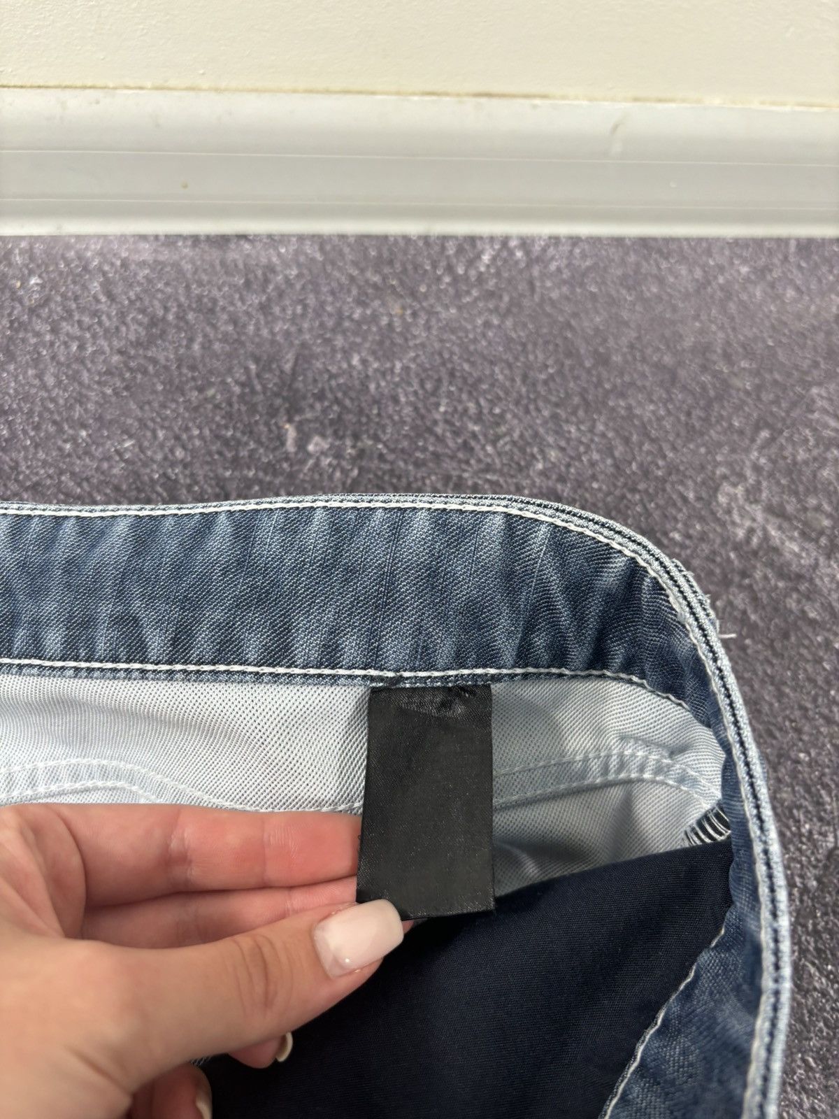 Armani Armani Collezioni Y2K Faded Blue Denim Hype Baggy Jeans Size US 40 / EU 56 - 19 Thumbnail