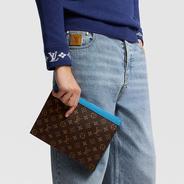 Louis Vuitton Pochette Voyage MM Pouch Size ONE SIZE - 2 Thumbnail