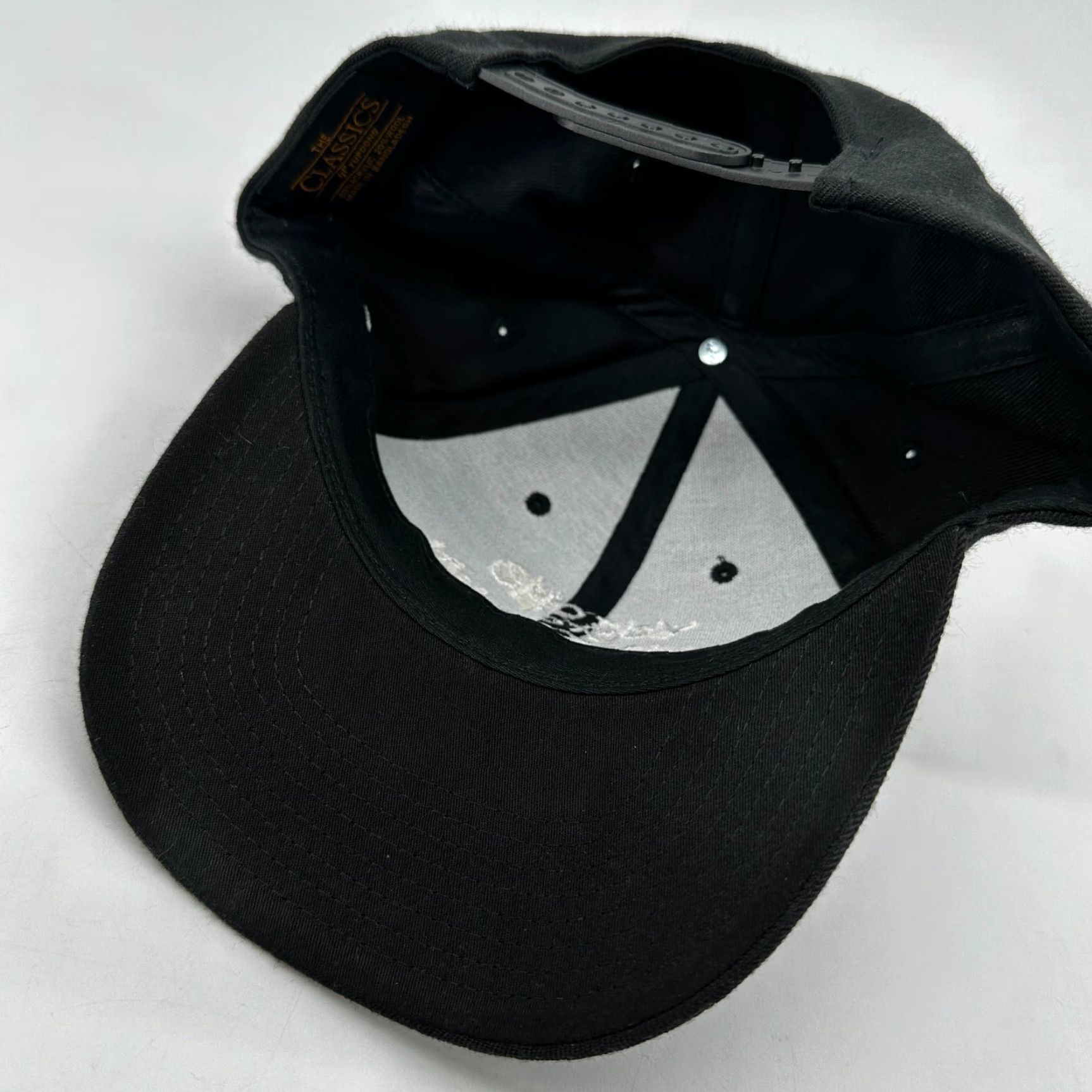 Vintage The Classics YuPoong Hat Snapback Adjustable Black Murdertown Welcome to Band Size ONE SIZE - 7 Thumbnail