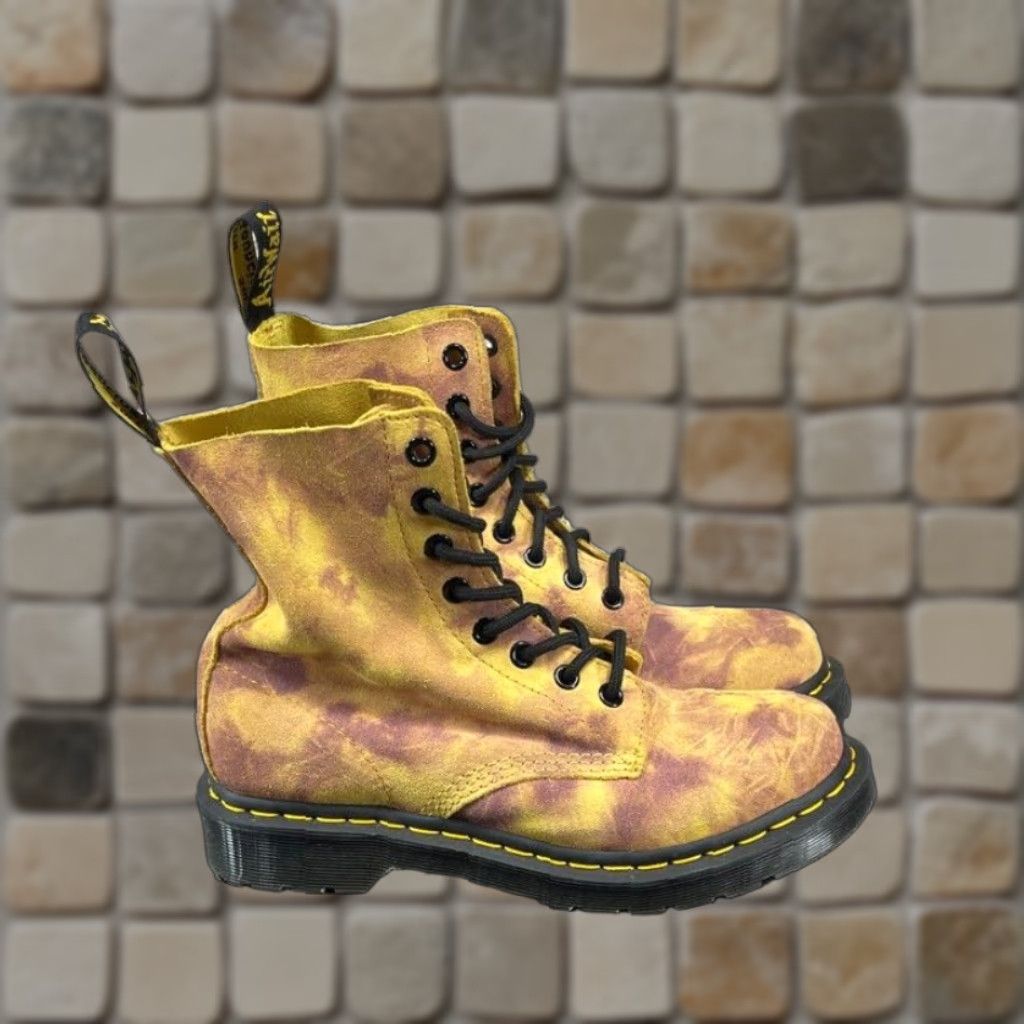 VINTAGE Martens Combat Boots Womens Size US Leather Ankle