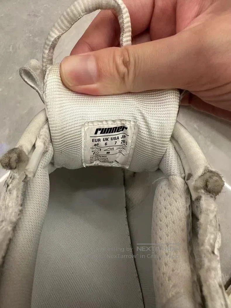 Balenciaga Balenciaga New Graffiti Runner Sneakers. Size US 9.5 / EU 42-43 - 6 Thumbnail