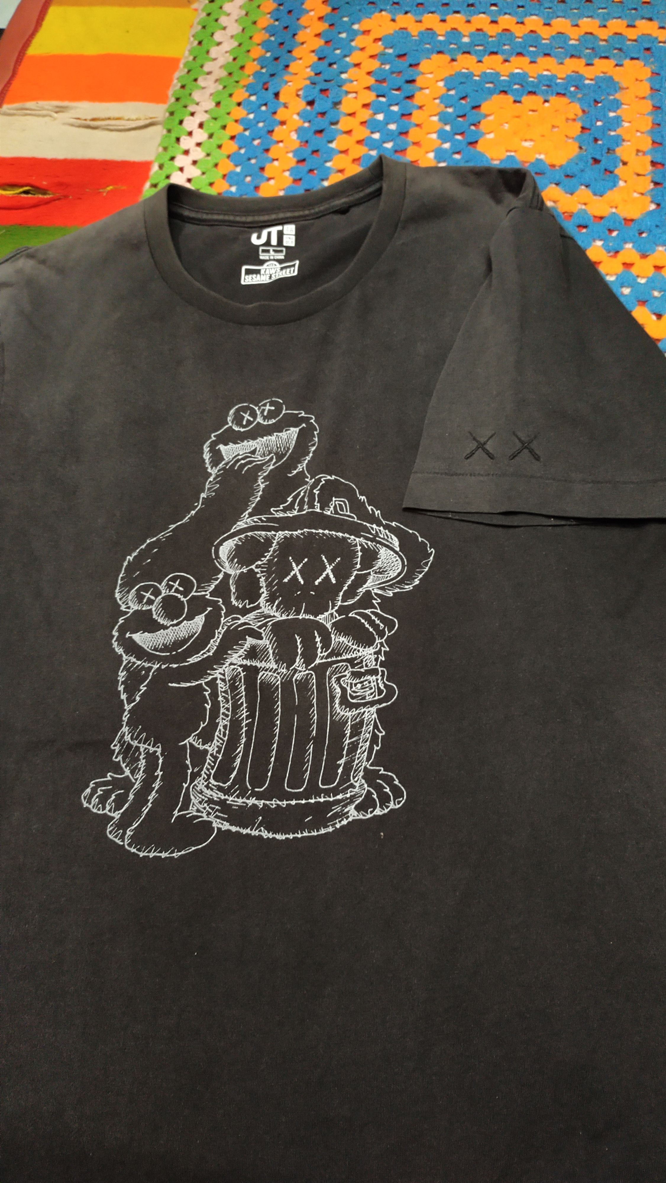 Kaws KAWS X SESAME STREET X UNIQLO TEE Size US L / EU 52-54 / 3 - 9 Thumbnail