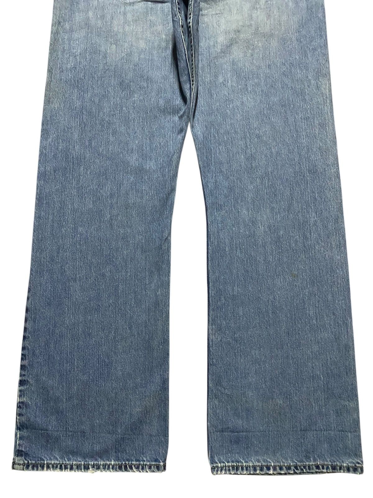 Wrangler Vintage Wrangler Relaxed Boot Light Wash Distressed Baggy Size US 32 / EU 48 - 6 Thumbnail