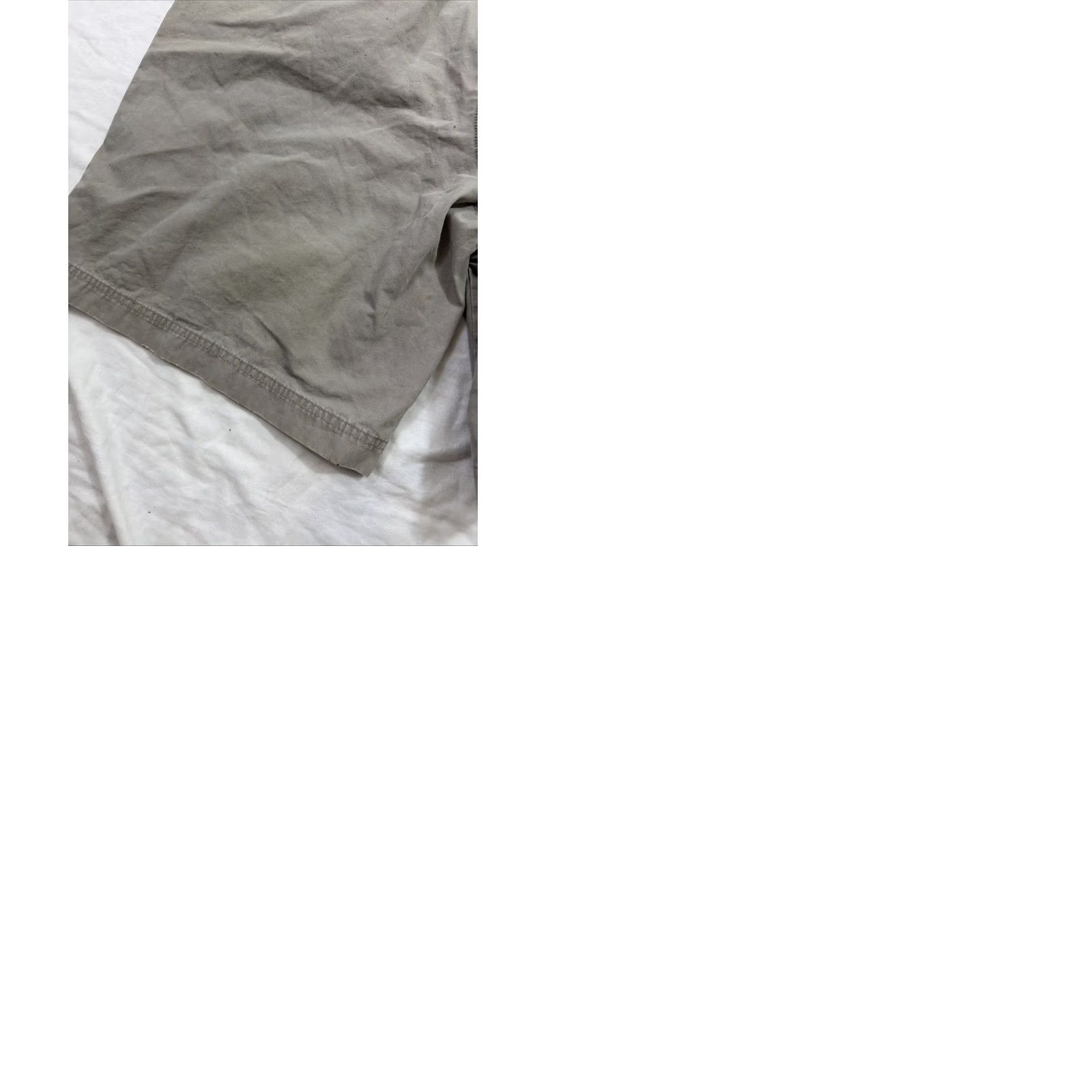 Vintage Columbia Cargo Shorts Mens 38x9 Gray Cotton Canvas Cargo Pocket Zip Flat Front Regular Rise 9in Sz 38 Shirt? Size US 38 / EU 54 - 11 Thumbnail