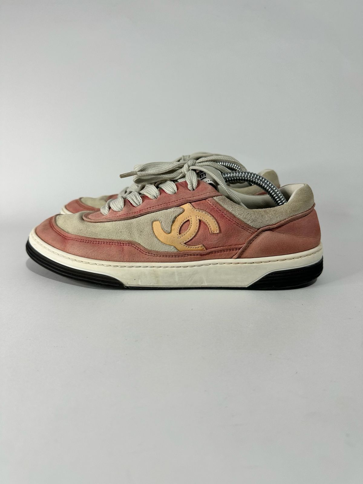 Chanel CHANEL pink and white suede sneakers EU38.5 Size US 8.5 / IT 38.5 - 4 Thumbnail