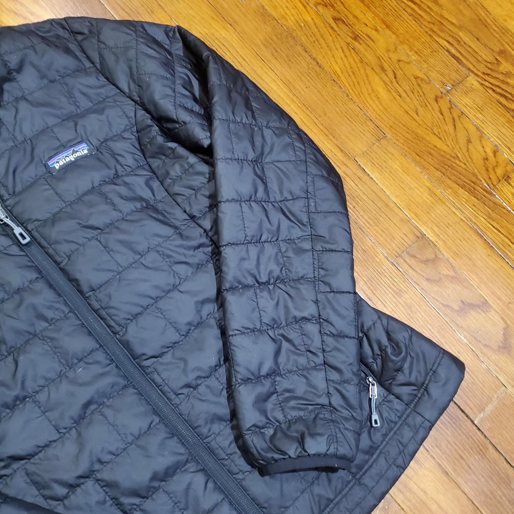 Patagonia Patagonia Jacket Womens Small Black Insulated Puffer Full Zip QuickBooks Logo Size S / US 4 / IT 40 - 3 Thumbnail