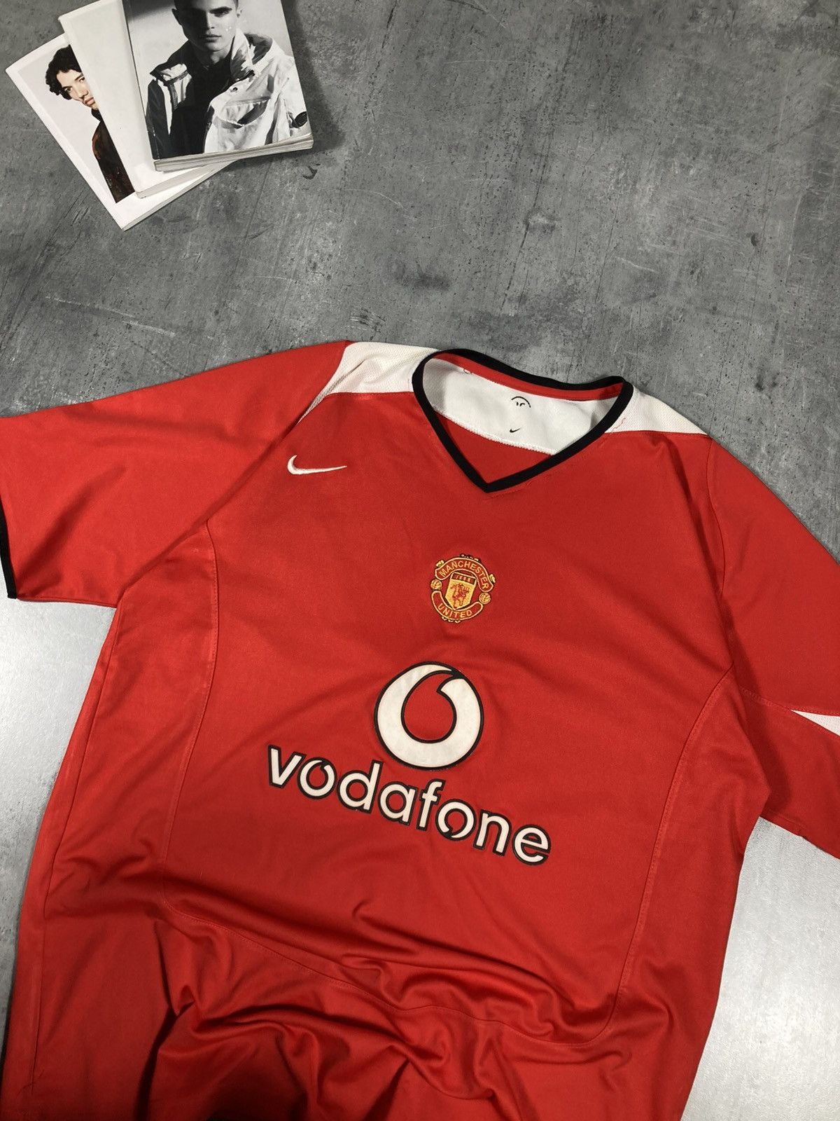 Nike Manchester United MU 2004 - 2006 home shirt jersey Size US L / EU 52-54 / 3 - 2 Thumbnail
