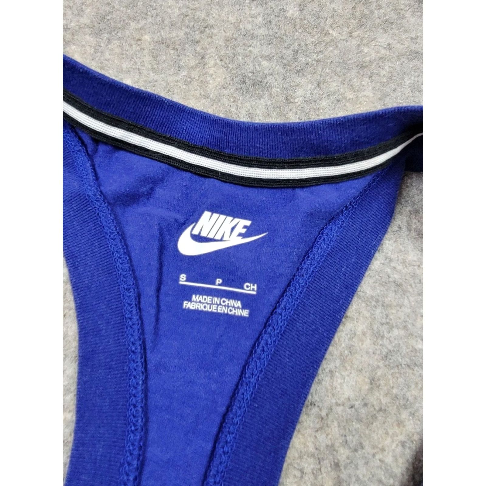 Nike Nike Tank Womens Small Blue Racerback Athletic Sports Shirt Size S / US 4 / IT 40 - 4 Thumbnail