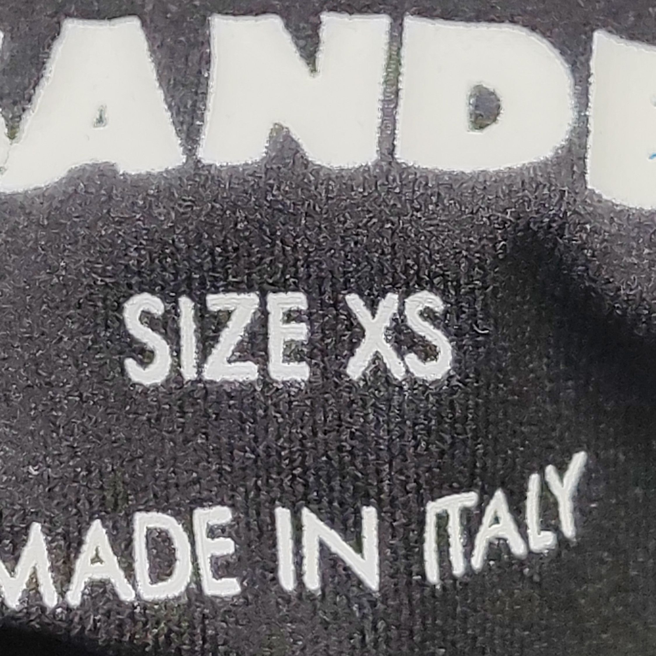 Jil Sander JIL SANDER JIL SANDER Solid Color Letter Logo Top Size XS Size US XS / EU 42 / 0 - 6 Thumbnail