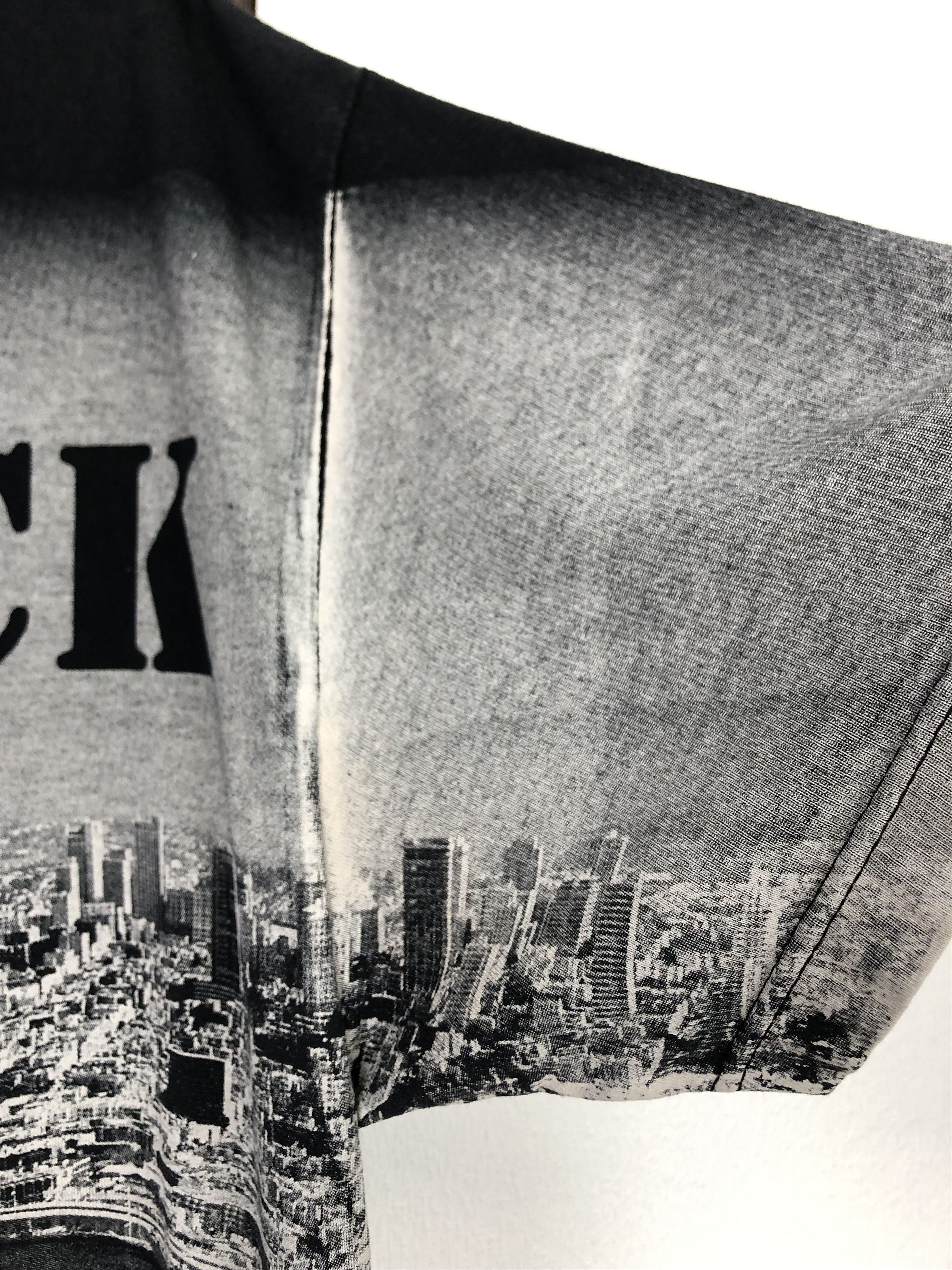 Vintage Vintage The Rock Alcatraz San Francisco Shirt Over Print Tee Size US XL / EU 56 / 4 - 5 Thumbnail