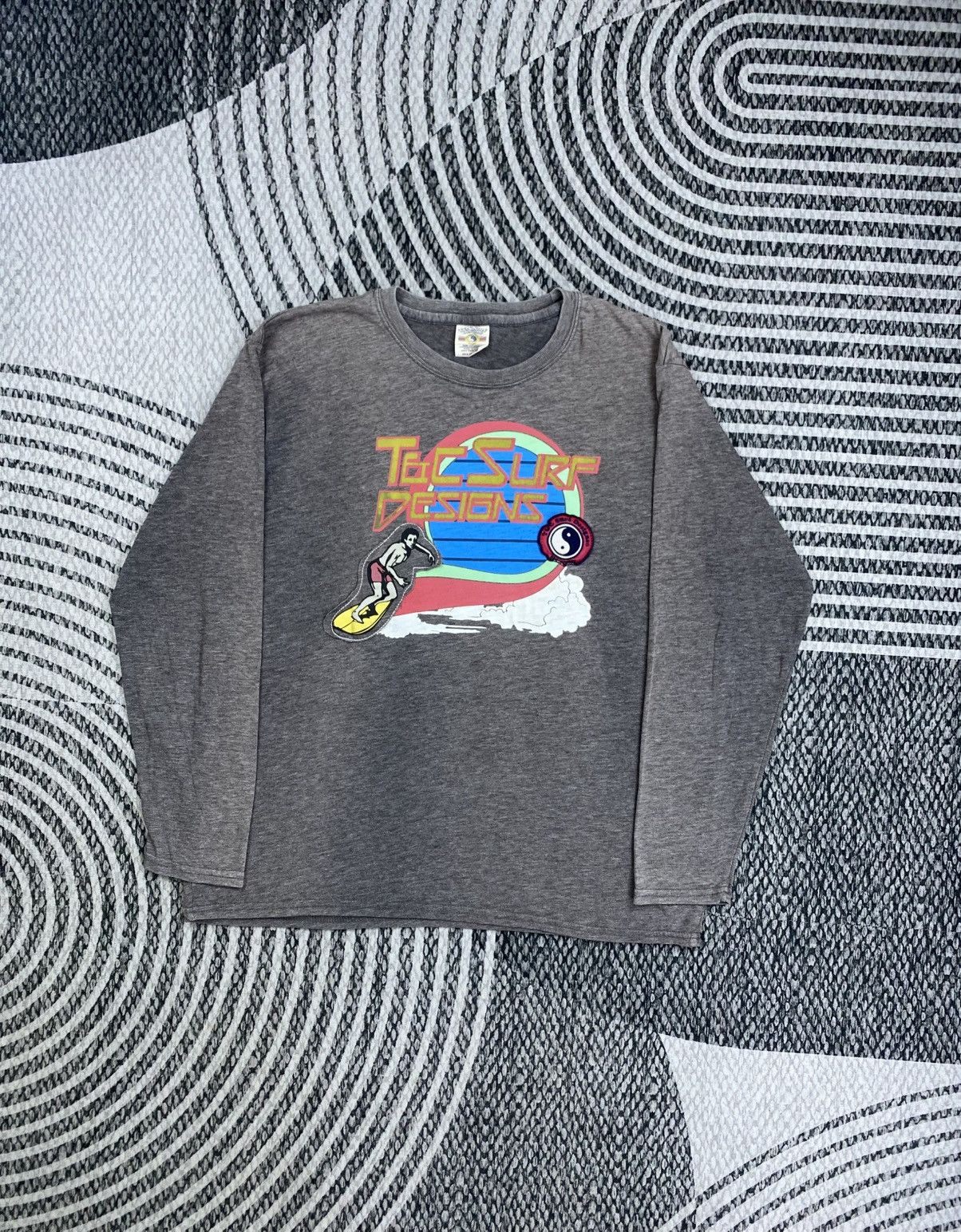 Japanese Brand Vintage T&C Surf Hawaiian Design Longsleeve Shirt Size US M / EU 48-50 / 2 - 1 Thumbnail