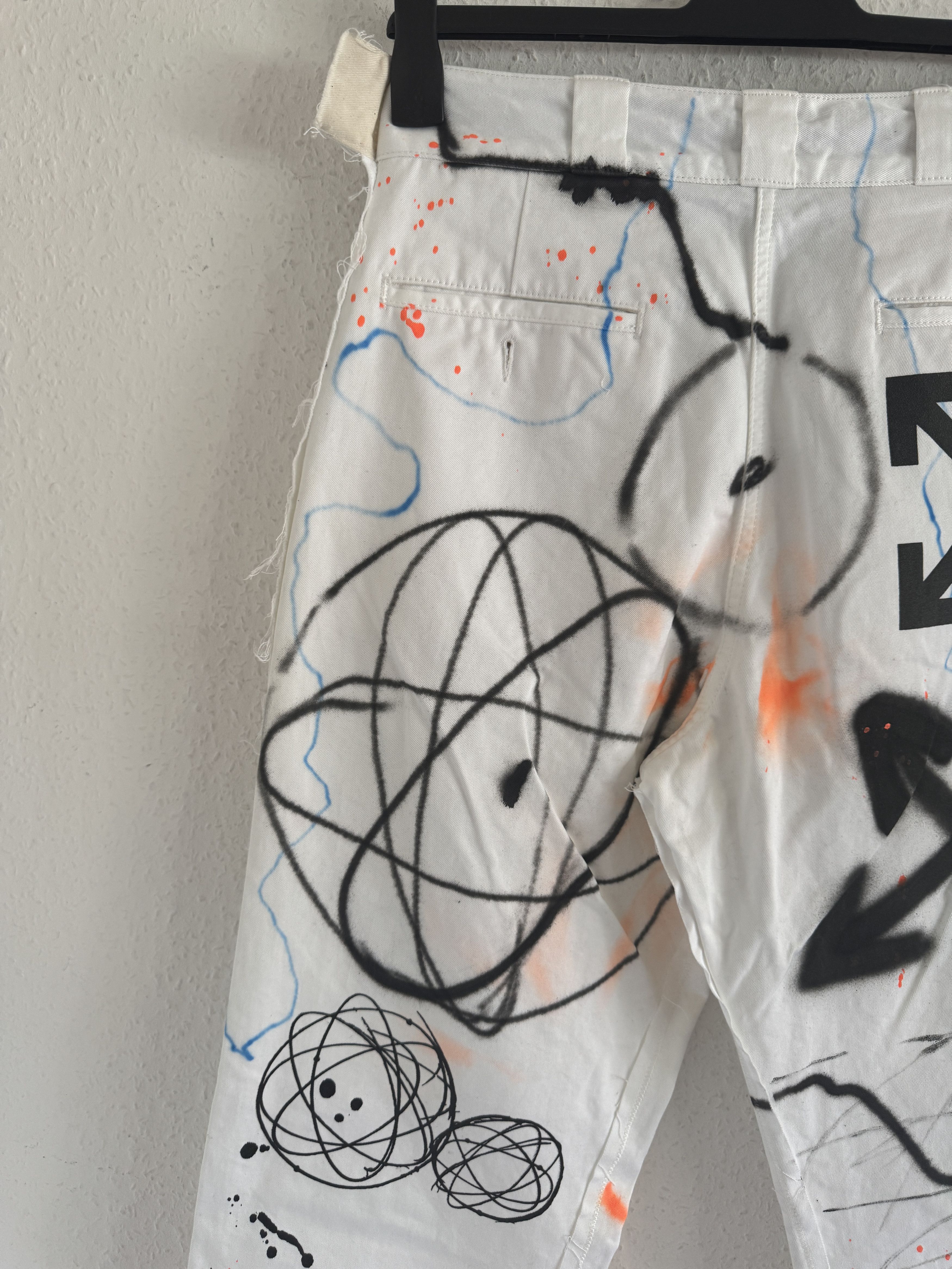 Futura × Off-White Futura spraypaint carpenter pants Size US 30 / EU 46 - 15 Thumbnail
