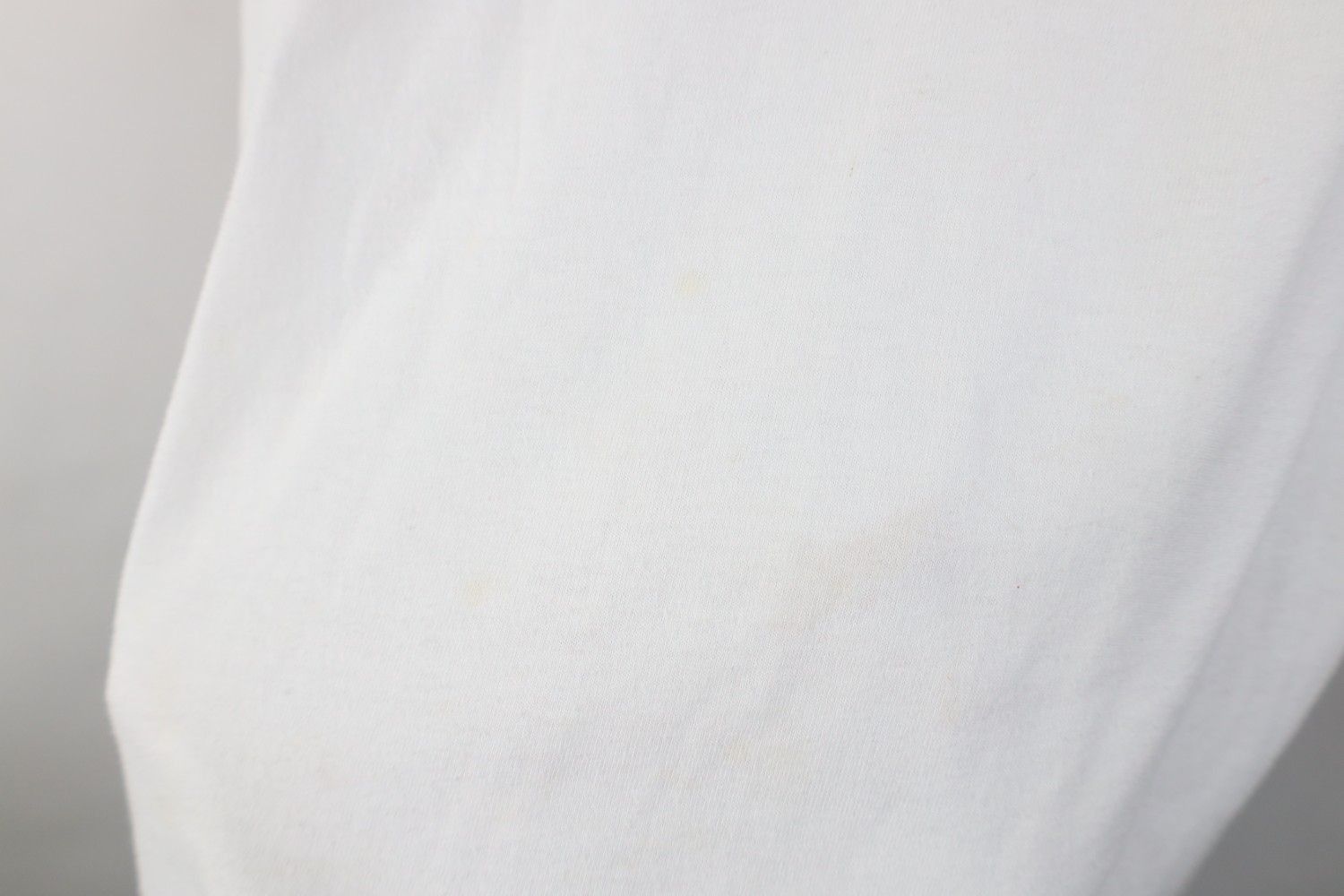 Vintage Vintage 80s 90s Tanqueray Sterling Vodka T-Shirt White USA Size US L / EU 52-54 / 3 - 5 Thumbnail