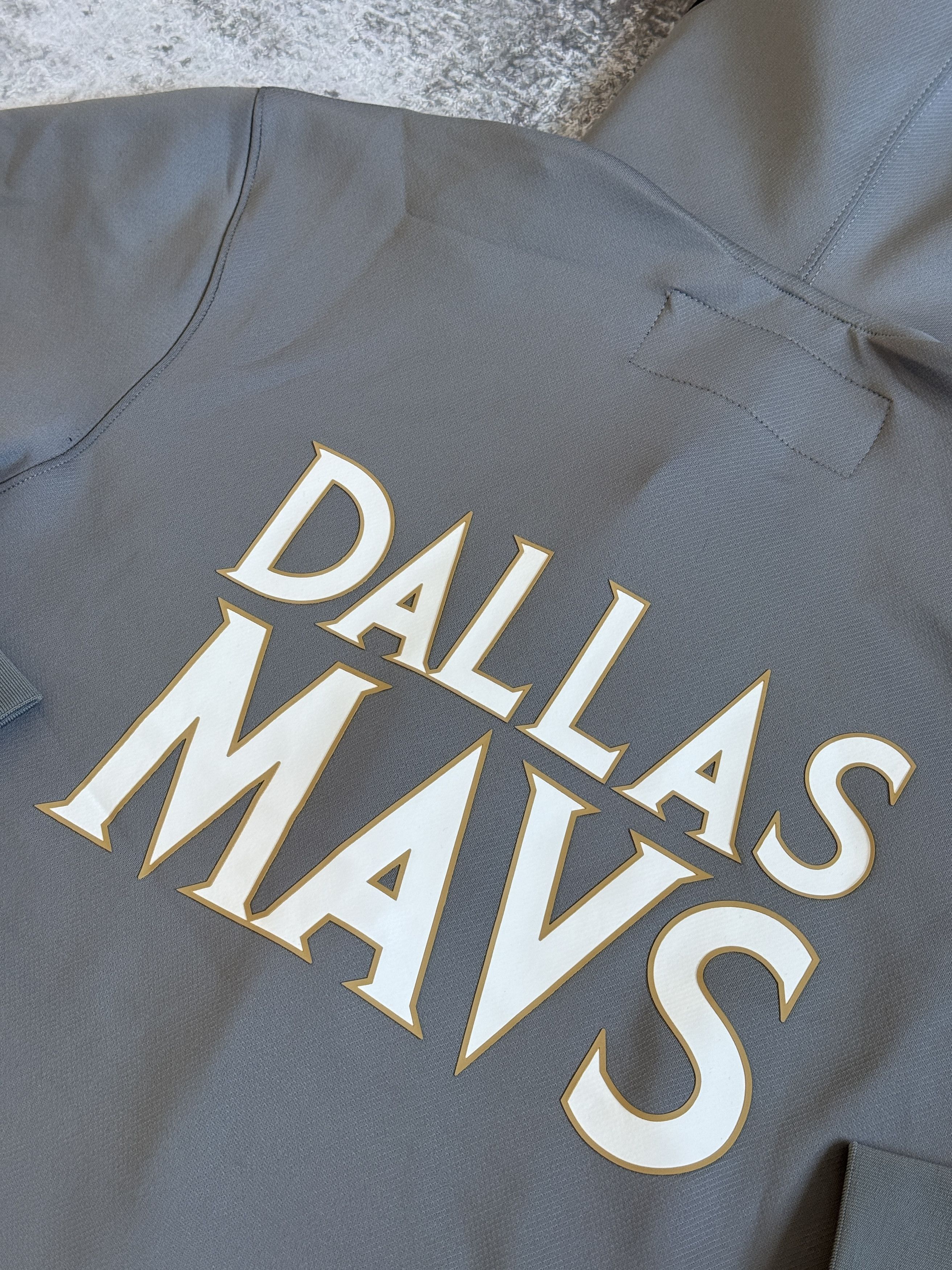 Nike Dallas Mavericks Nike Gray JACKET City Men's size XL Size US XL / EU 56 / 4 - 12 Thumbnail