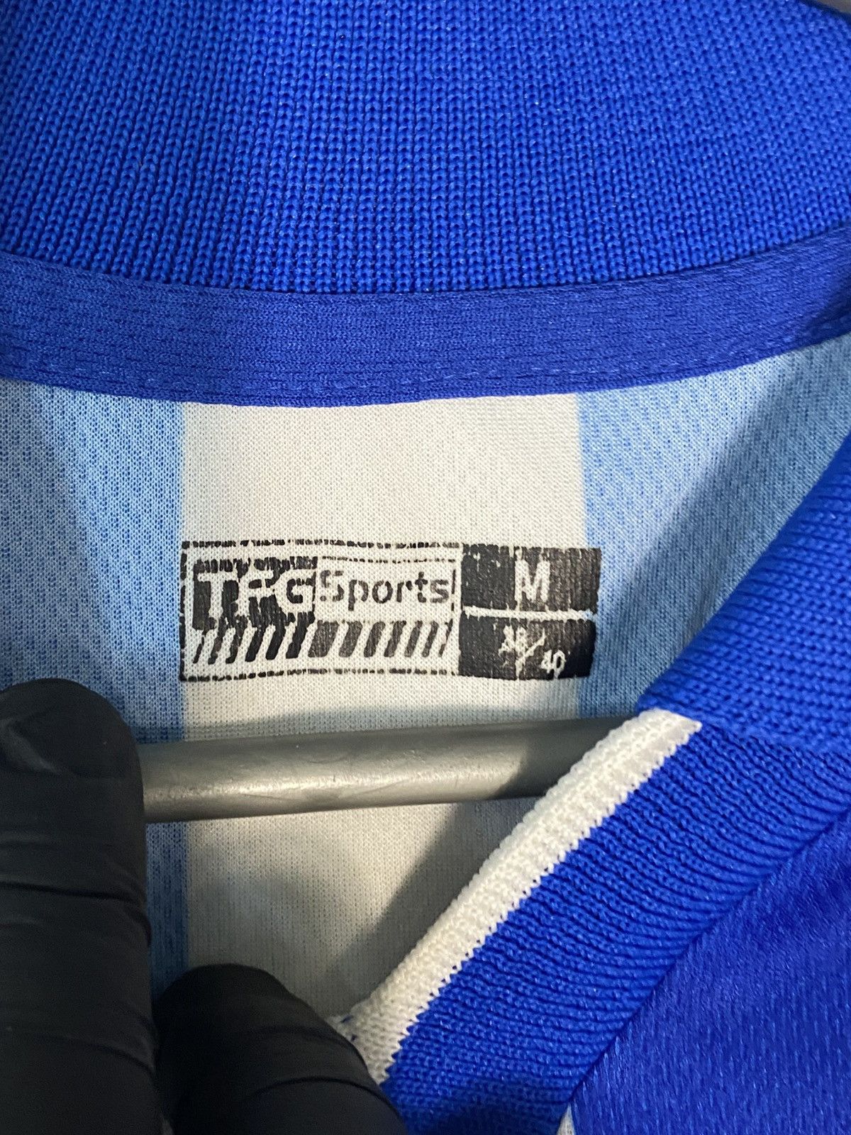Vintage Vintage Kilmarnock TFG 2001/02 Soccer Jersey #19 Dargo Shirt Size US M / EU 48-50 / 2 - 3 Thumbnail