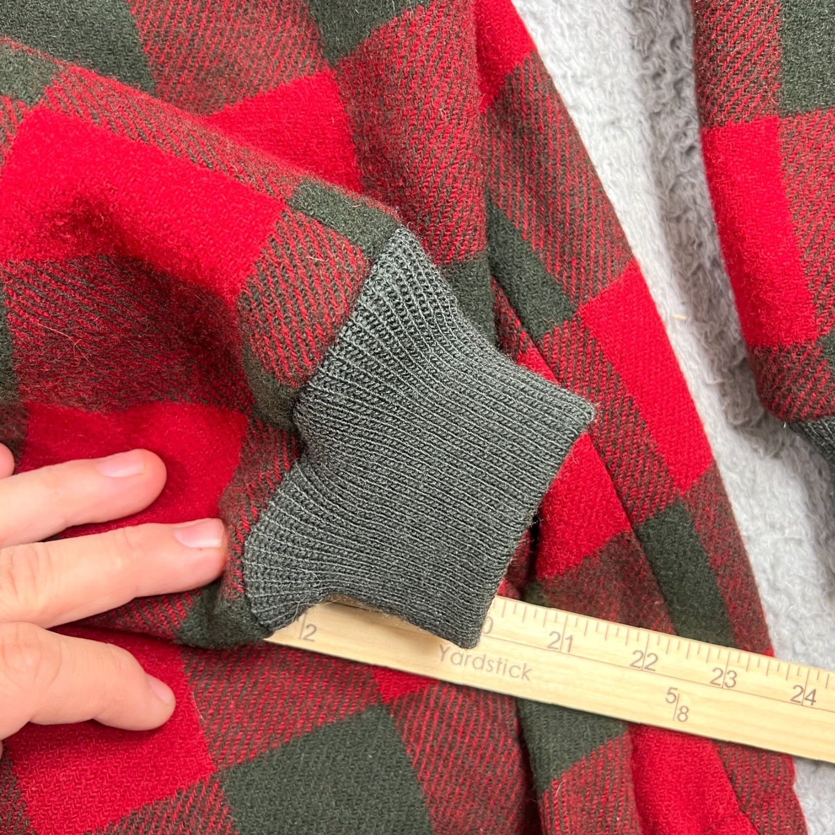 Pendleton VINTAGE Pendleton Knockabout Jacket L Red Green Plaid Wool Zip Up Corduroy Collar Size US L / EU 52-54 / 3 - 7 Thumbnail