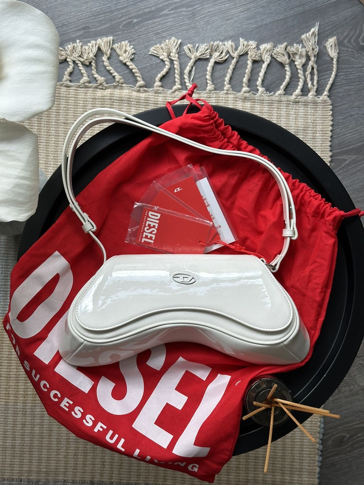 Diesel Play Crossbody Shoulder Bag in White, Women's