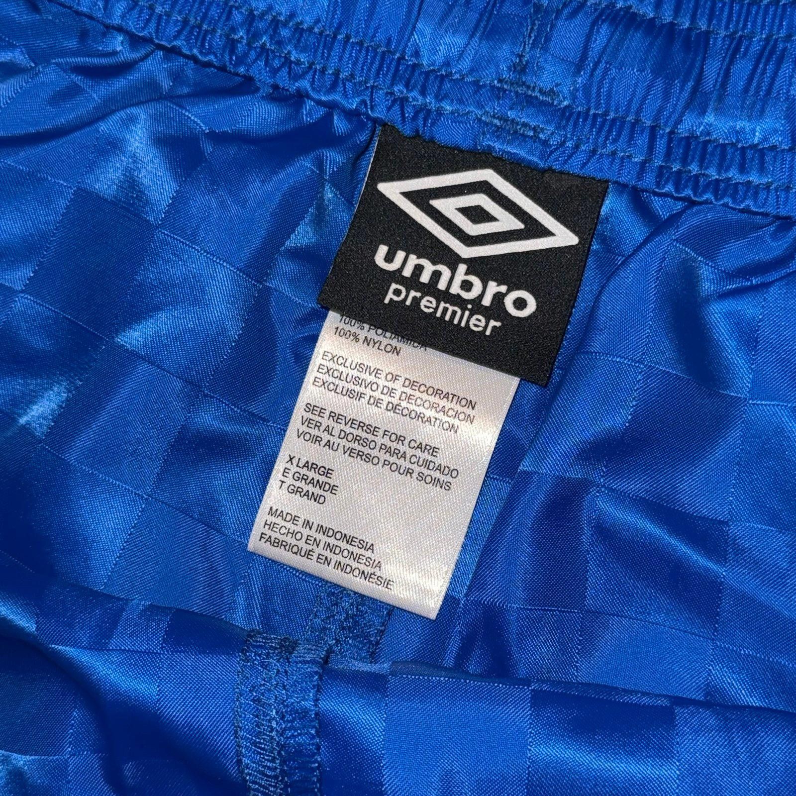 Umbro Umbro Premier Blue Shorts Soccer Mens XL Y2K Rare 90s FC Size US 36 / EU 52 - 4 Thumbnail