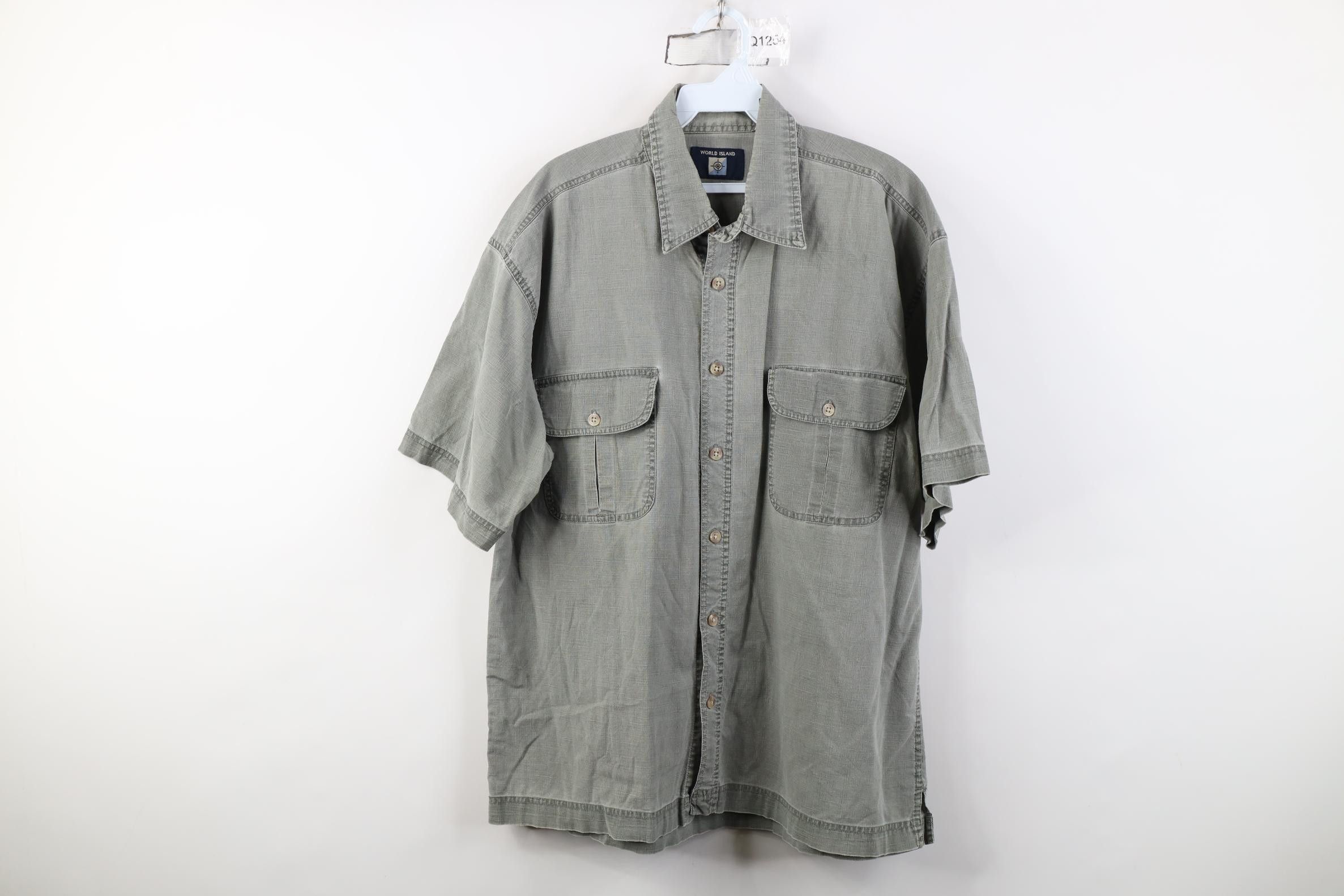 Vintage Vintage 90s Streetwear Stonewash Short Sleeve Collared Shirt Size US L / EU 52-54 / 3 - 1 Thumbnail