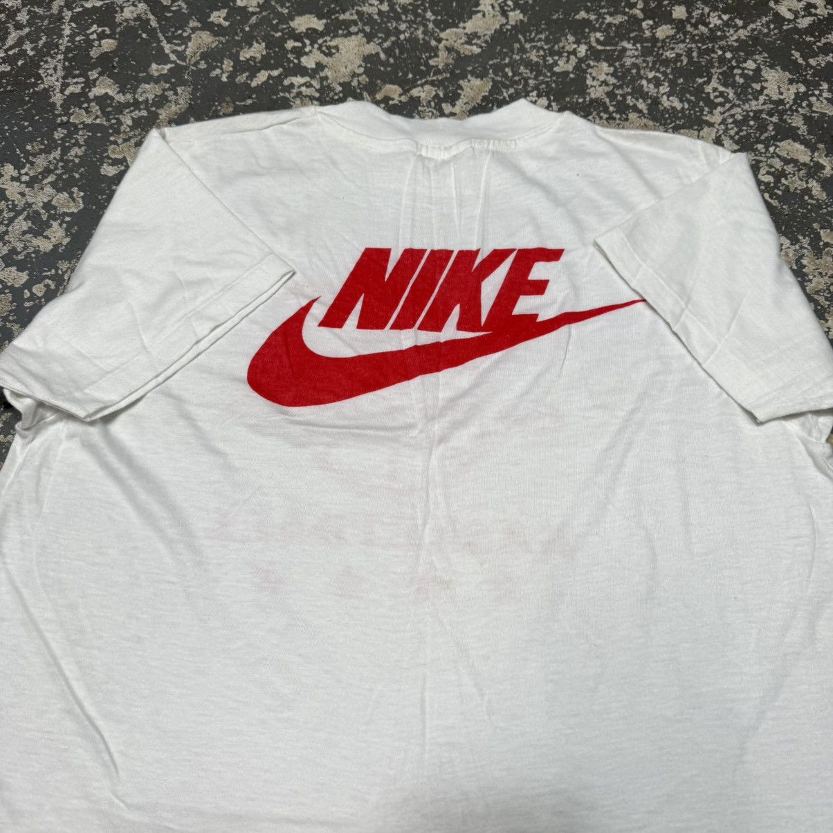 Nike True Vintage USC Game Cocks Basketball Nike Promo 70s Tshirt Size US L / EU 52-54 / 3 - 11 Thumbnail