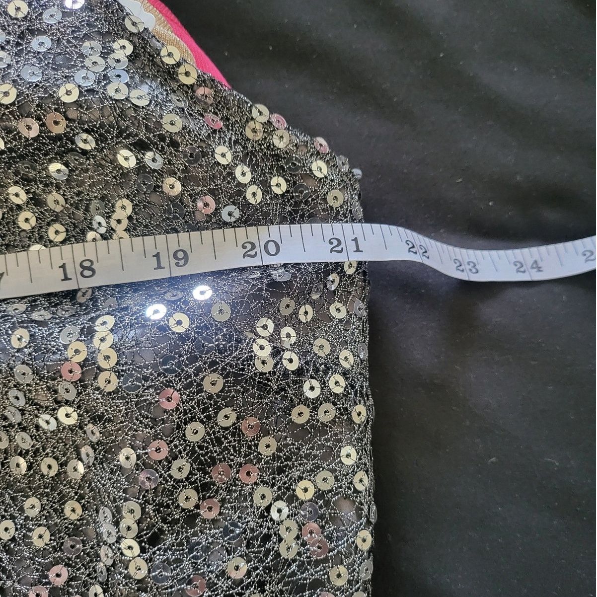 Other Tahari Silver Sequin Front V Neck Blouse - Size 18 Size XXL / US 16-18 / IT 52-54 - 6 Thumbnail