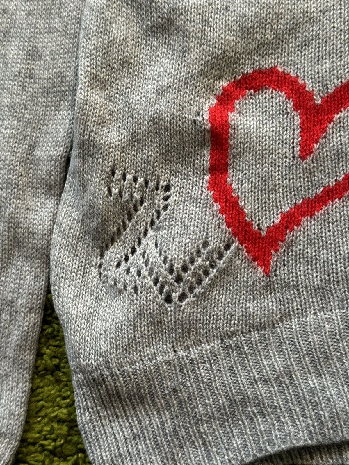 Designer × Zadig & Voltaire Zadig & Voltaire 100% cashmere Mirka Heart cardigan sweater Size M / US 6-8 / IT 42-44 - 10 Thumbnail