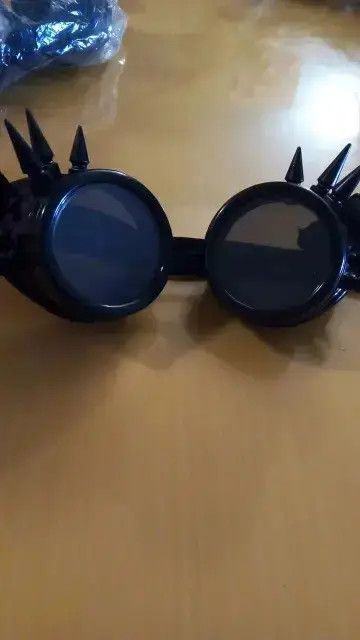 Electric Visual Black Welding Round Rivet Spiked Goggle Size ONE SIZE - 3 Thumbnail