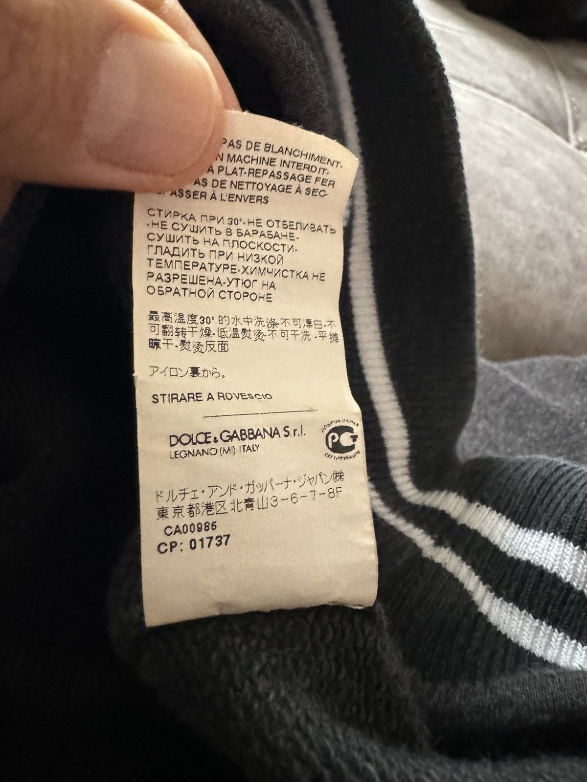 Dolce & Gabbana DOLCE AND GABBANA sweatshirt SEE FOTOS FOR TAPE MEASUREMENT Size US L / EU 52-54 / 3 - 14 Thumbnail