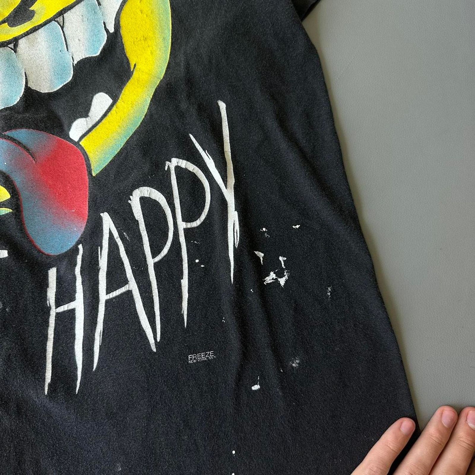 Vintage Rare Vintage 90s Happy Smiley Face Graphic Painter Shirt Tee Size US L / EU 52-54 / 3 - 4 Thumbnail